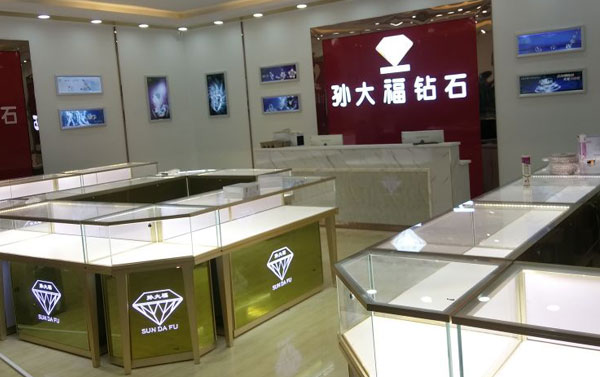 珠寶展柜供應(yīng)商選擇哪一家？