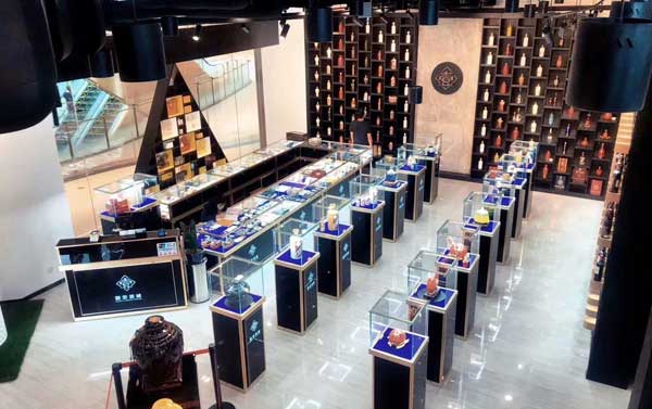 獨立展示柜維護(hù)成本會不會非常高